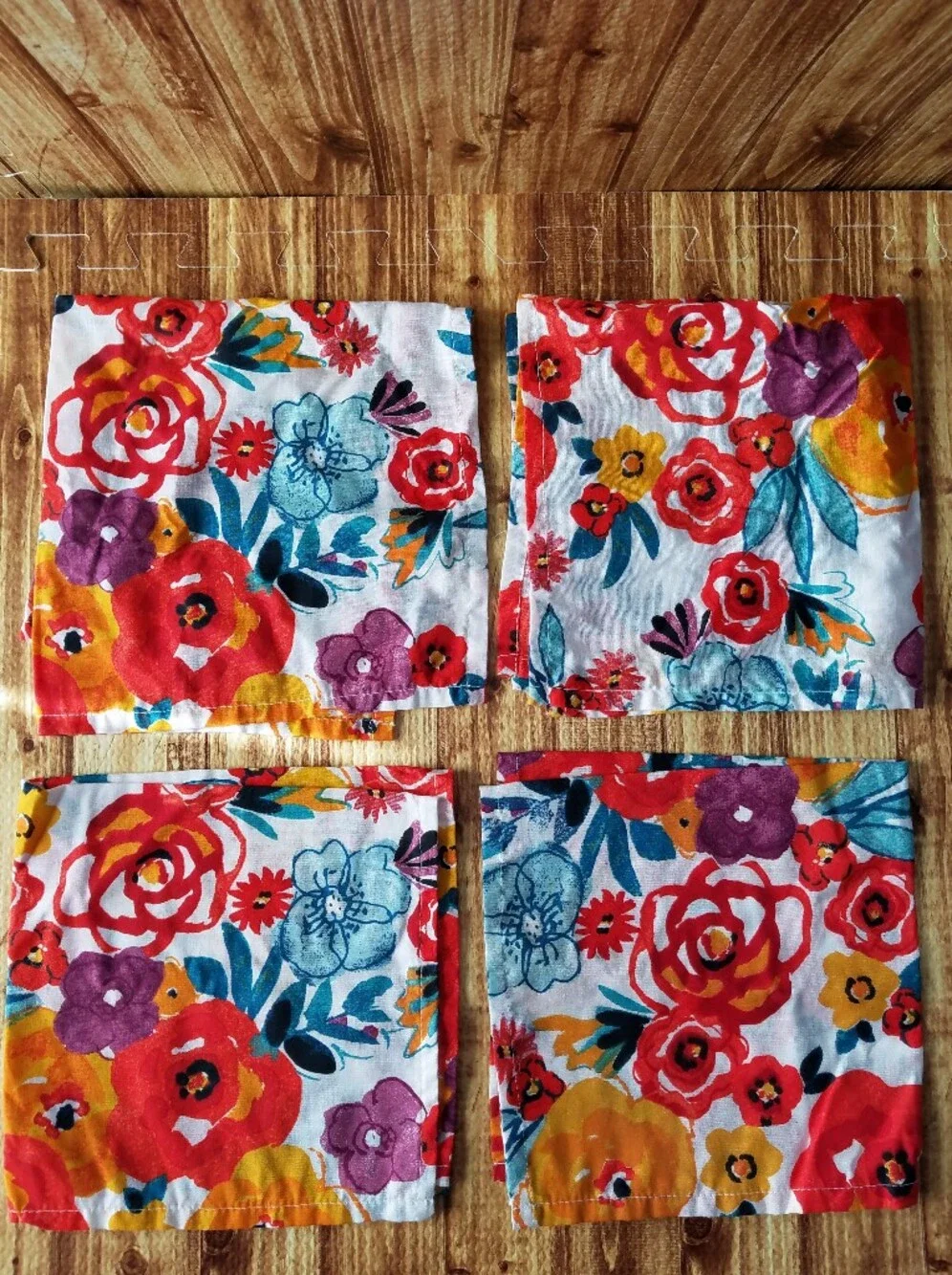 The Pioneer Woman Flea Market Red Floral Pattern Cloth Napkins - 4 Sets (16)